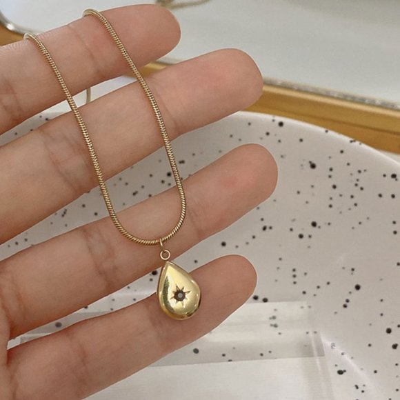 Star Constellation Water Drop Stainless Steel Gold Necklace - Picture 8 of 11